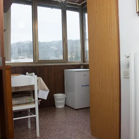 Romantic Attic * Verona